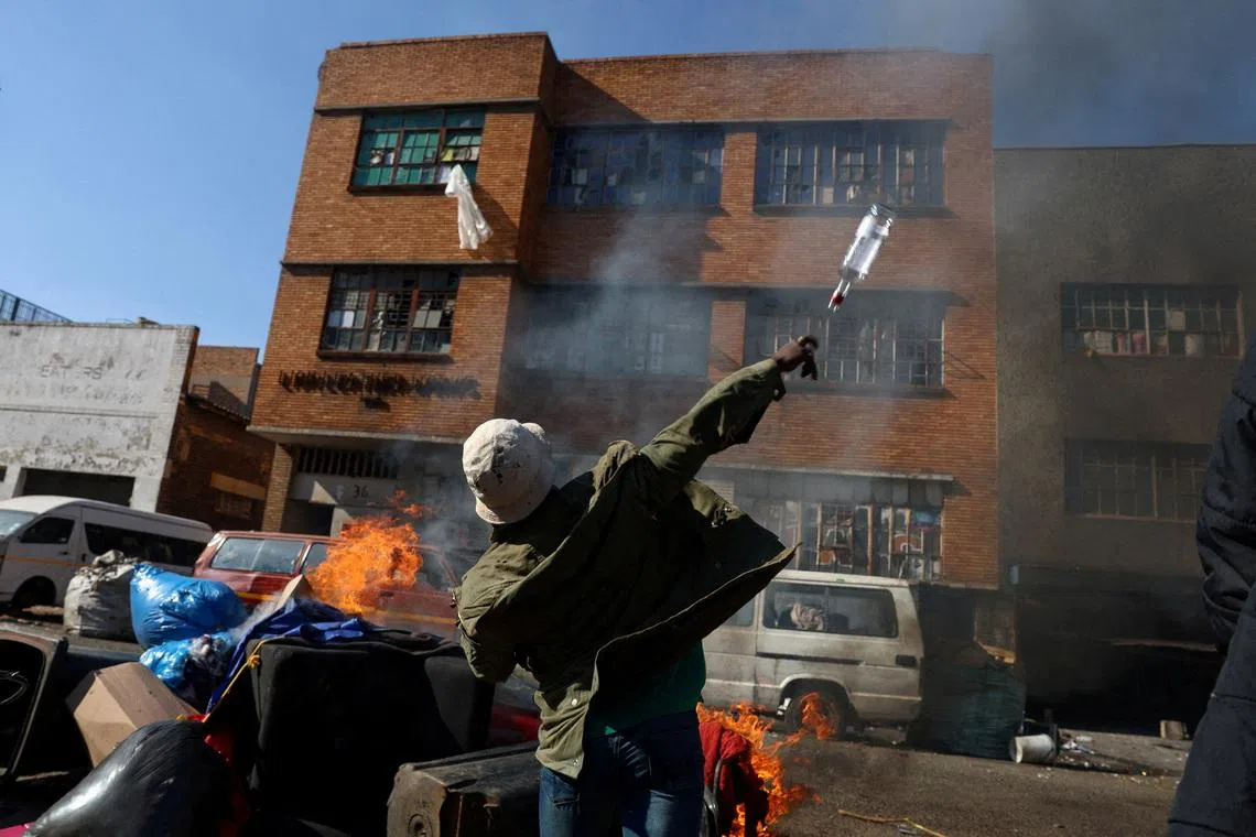 South African police say death of Nigerian man not linked to anti-migrant violence
