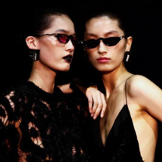 Skinny is back in fashion as seen in the figures of models during Fashion Week in Milan.