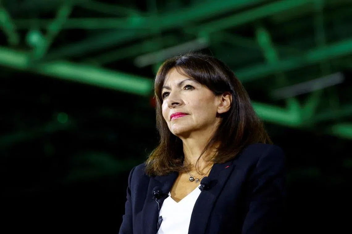 FILE PHOTO: Paris' Mayor Anne Hidalgo attends the 105th session of the Congress of Mayors organised by the \"France's Mayors' Association\" (AMF), in Paris, France, November 21, 2023.  REUTERS/Sarah Meyssonnier/File Photo
