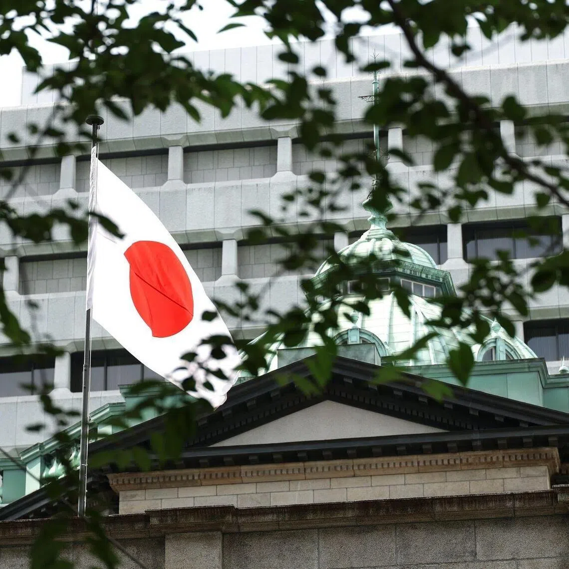 The Bill does not address the possibility of a woman emperor, an idea that has wide public support.
