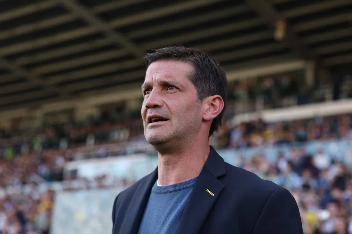 FILE PHOTO: Soccer Football - Serie A - Parma v Inter Milan - Stadio Ennio Tardini, Parma, Italy - April 5, 2025 Parma coach Cristian Chivu before the match REUTERS/Claudia Greco/File Photo