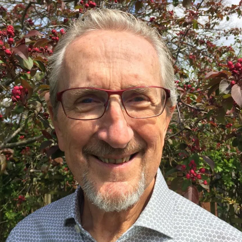 Geoff Kitchen, 73, was earlier said to have died of congestive heart failure.