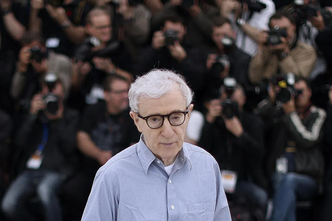 US director Woody Allen poses on May 11, 2016 during a photocall for the film "Cafe Society" ahead of the opening of the 69th Cannes Film Festival in Cannes, southern France.