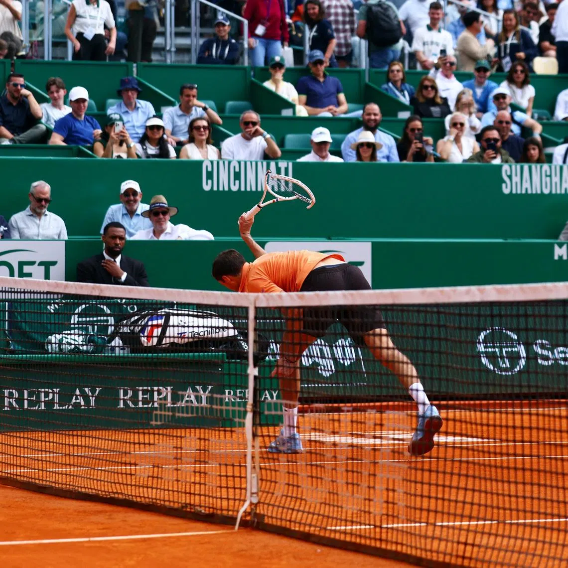 Tennis - ATP Masters 1000 - Monte Carlo Masters - Monte Carlo Country Club, Roquebrune-Cap-Martin, France - April 8, 2026 Russia's Daniil Medvedev reacts during his round of 32 match against Italy's Matteo Berrettini REUTERS/Manon Cruz