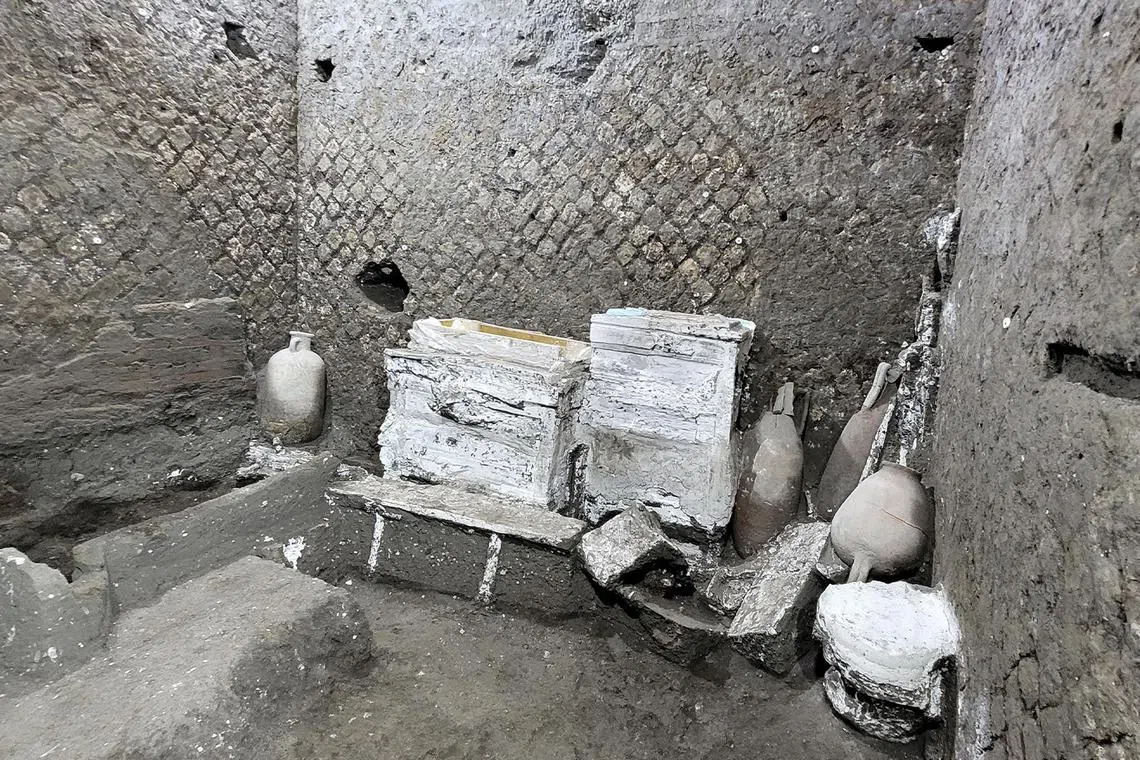 A small bedroom, that was almost certainly used by slaves, is pictured after it was discovered by archaeologists in a Roman villa near Pompeii, in this undated picture, Italy, Ufficio Stampa e Comunicazione MiC/Handout via REUTERS THIS IMAGE HAS BEEN SUPPLIED BY A THIRD PARTY. DON'T OBSCURE THE LOGO. NO RESALES. NO ARCHIVE.