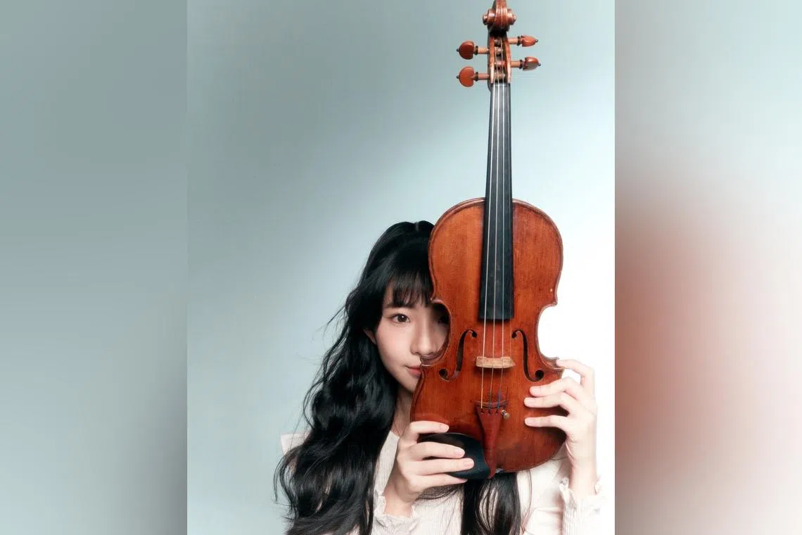 Singaporean violin prodigy Chloe Chua does not find it daunting to represent Singaporean in the classical music scene.