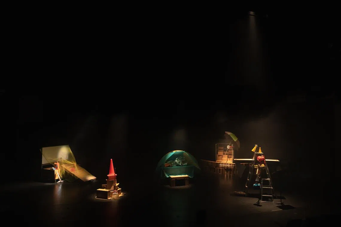 Recommended for those aged eight and up, Goldfish explores humanity’s role in times of crisis, transforming simple objects like tarpaulins into oceans and rice sacks into sandbags.