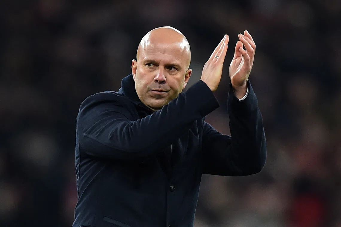 Soccer Football - Premier League - Liverpool v Sunderland - Anfield, Liverpool, Britain - December 3, 2025 Liverpool manager Arne Slot applauds fans after the match REUTERS/Peter Powell
