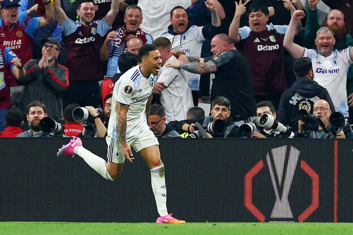 FILE PHOTO: Soccer Football - UEFA Europa League - Final - SC Freiburg v Aston Villa - Besiktas Park, Istanbul, Turkey - May 20, 2026 Aston Villa's Morgan Rogers celebrates scoring their third goal REUTERS/Manon Cruz/File Photo