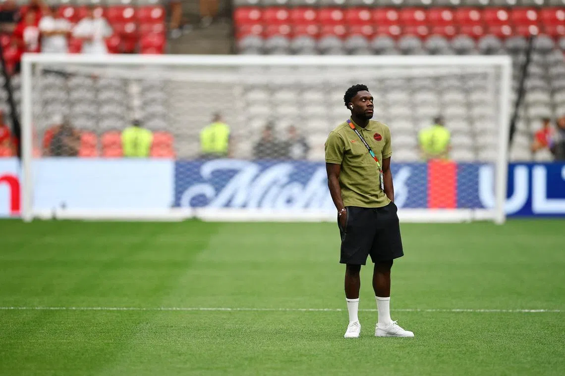 Soccer Football - FIFA World Cup 2026 - Group B - Canada v Qatar - BC Place, Vancouver, Canada - June 18, 2026 Canada's Alphonso Davies walks on the pitch before the match REUTERS/Agustin Marcarian