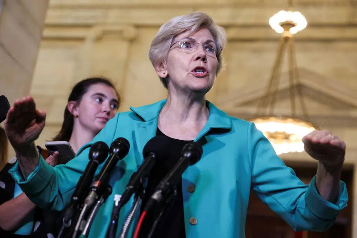 U.S. Senator Elizabeth Warren (D-MA) faces reporters during a break in a bipartisan Artificial Intelligence (AI) Insight Forum for all U.S. senators at the U.S. Capitol in Washington, U.S., September 13, 2023. REUTERS/Julia Nikhinson/File Photo