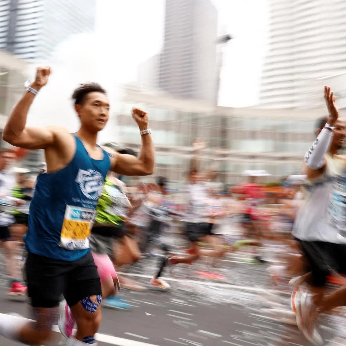 Runners at the Tokyo Marathon 2025 on March 2. What compels someone to do something that regularly makes him miserable, ponders this writer, whose own chosen form of misery is writing.