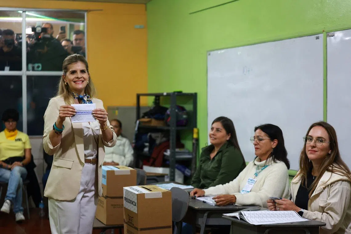 وطن نيوز – لورا فرنانديز تقترب من الفوز بفارق كبير في انتخابات كوستاريكا