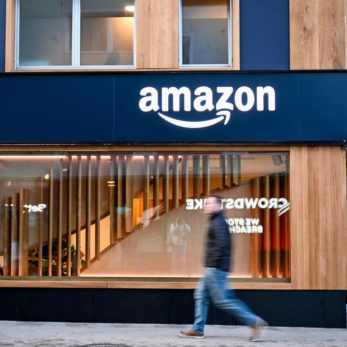 Layoffs represent nearly 10% of Amazon’s corporate workforce and will to affect AWS, retail and HR units., sources said.