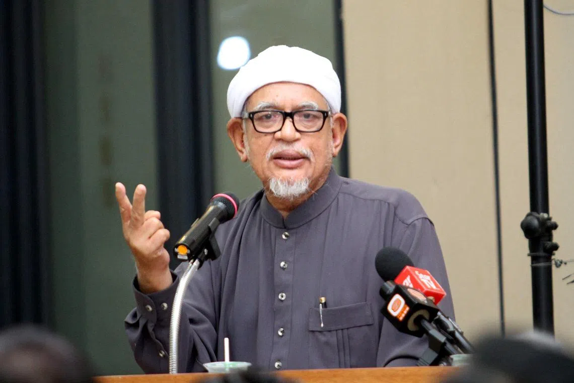 Abdul Hadi Awang, Parti Islam SeMalaysia (PAS) chief