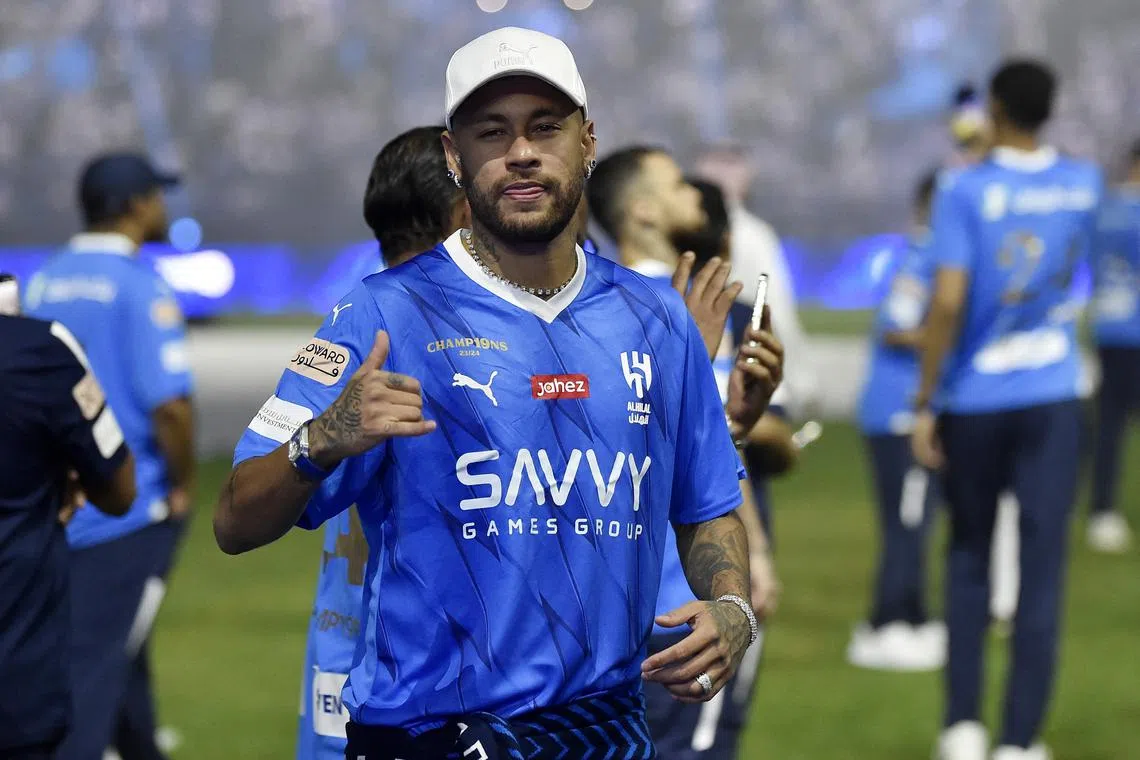 Soccer Football - Saudi Pro League - Al Hilal celebrate winning the Saudi Pro League - Riyadh Park Stadium, Riyadh, Saudi Arabia - May 24, 2024 Al Hilal's Neymar poses for a picture after winning the Saudi Pro League REUTERS/Stringer/ File Photo