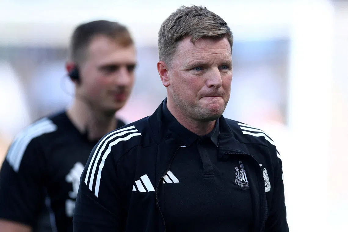 FILE PHOTO: Soccer Football - Premier League - Fulham v Newcastle United - Craven Cottage, London, Britain - May 24, 2026 Newcastle United manager Eddie Howe looks on before the match Action Images via Reuters/Andrew Boyers /File Photo
