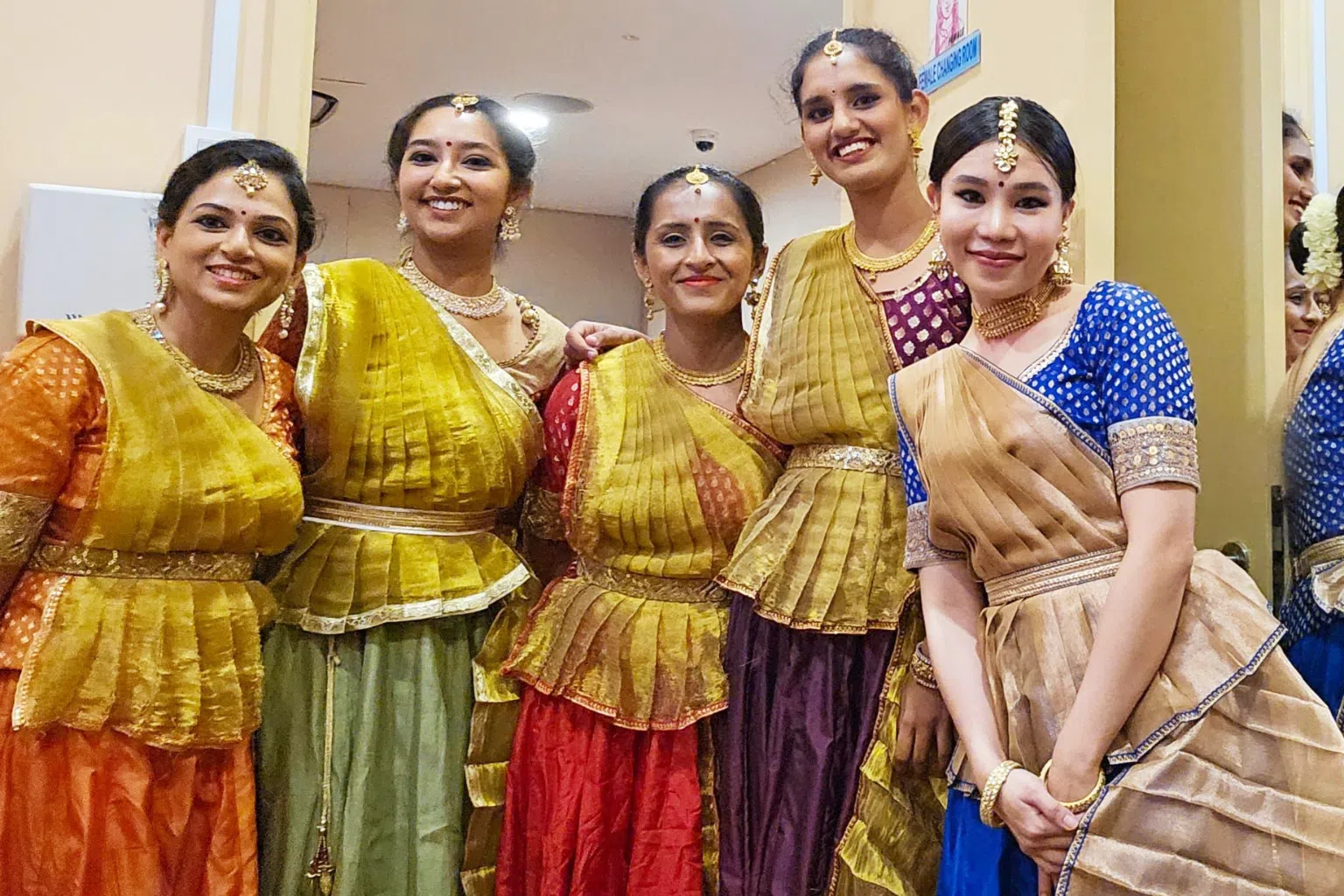 Academia de Artes Kathak Dance Bhaskars Zoe Tan