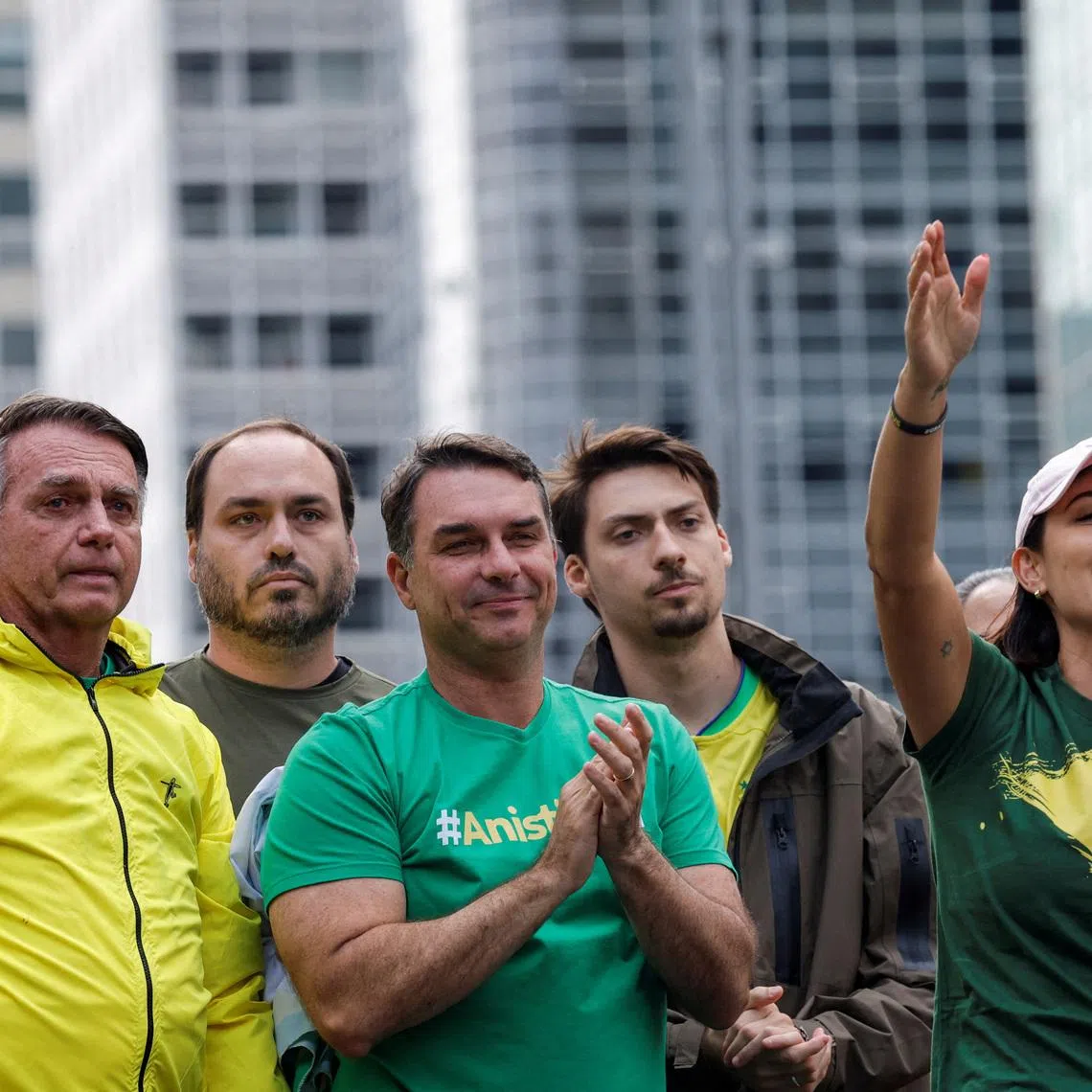 Former Brazilian President Jair Bolsonaro and his wife Michelle Bolsonaro attend a demonstration against Jair Bolsonaro's judicial process and to demand the amnesty of all accused of taking part in allegedly conspiring to overthrow the government, in Sao Paulo, Brazil, April 6, 2025. REUTERS/Amanda Perobelli