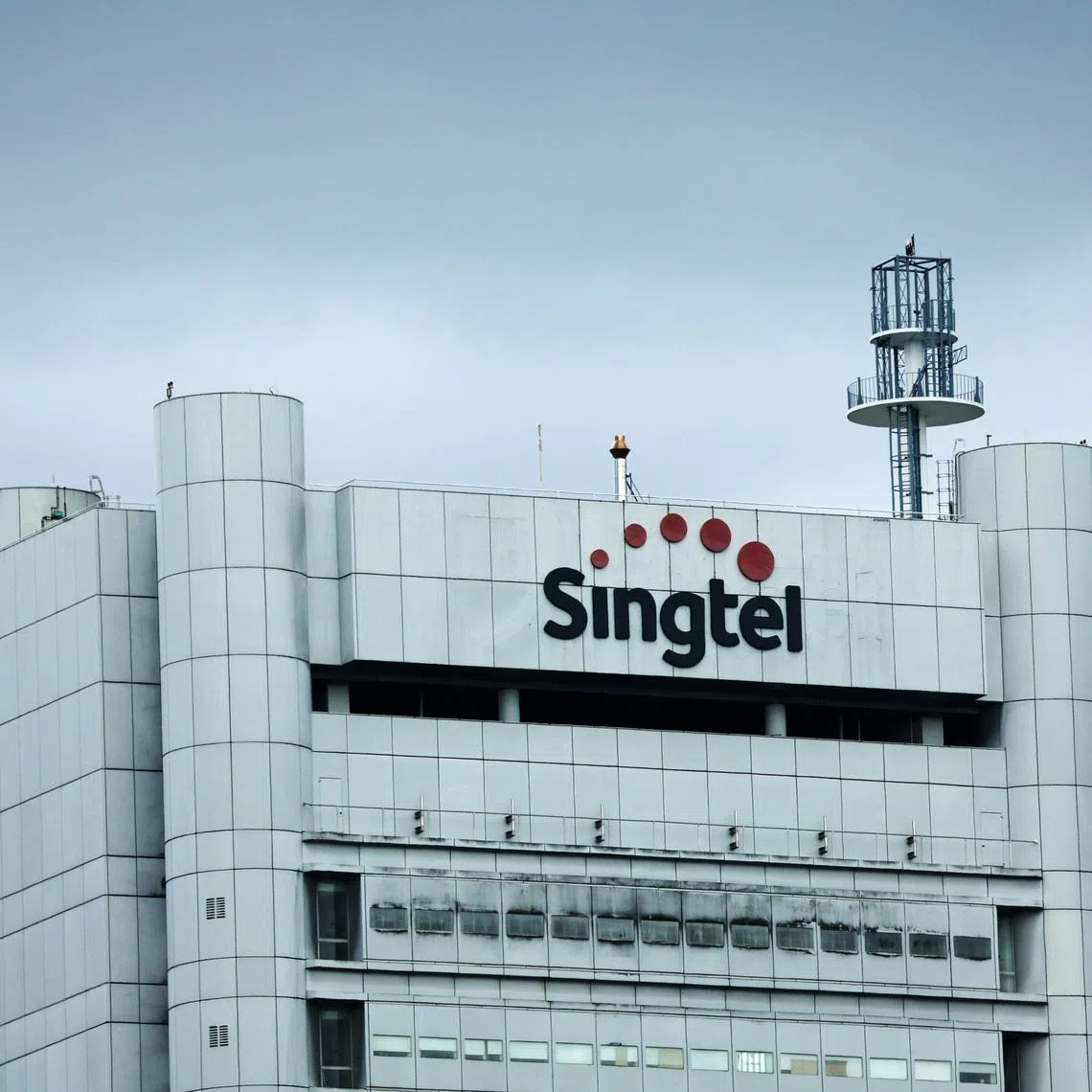 For three days in a row, Singtel mobile customers faced problems connecting to its network.