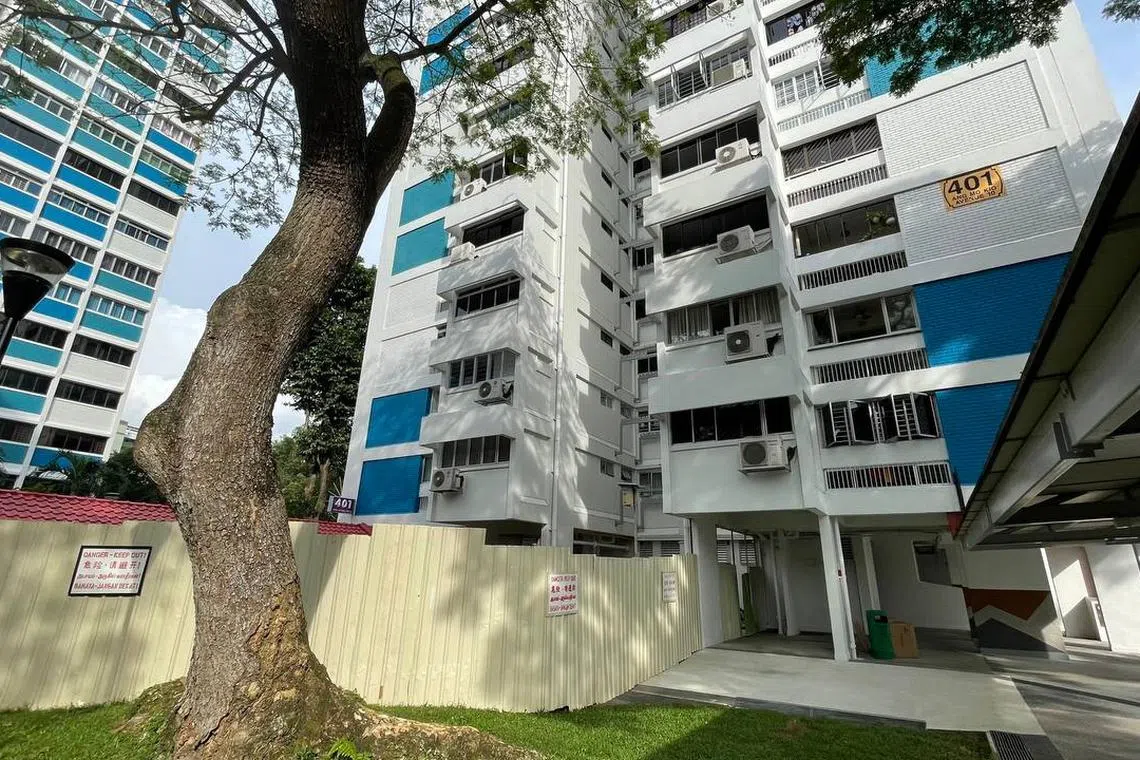 SCDF was alerted to the gas leak near Block 401 Ang Mo Kio Avenue 10 at around 10pm on Friday.