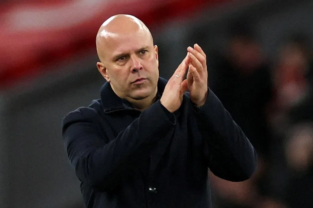 FILE PHOTO: Soccer Football - FA Cup - Third Round - Liverpool v Barnsley - Anfield, Liverpool, Britain - January 12, 2026 Liverpool manager Arne Slot celebrates after the match REUTERS/Phil Noble/File Photo