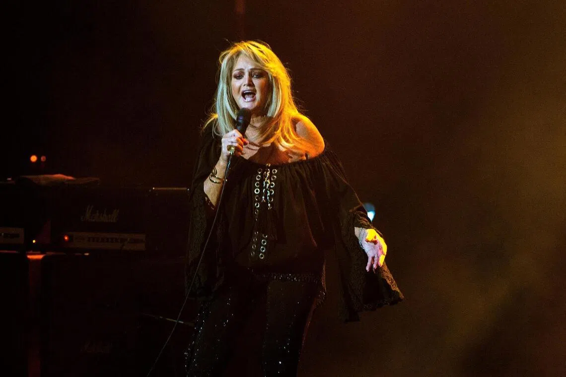 Bonnie Tyler at her concert in Marbella, Spain, in 2021.