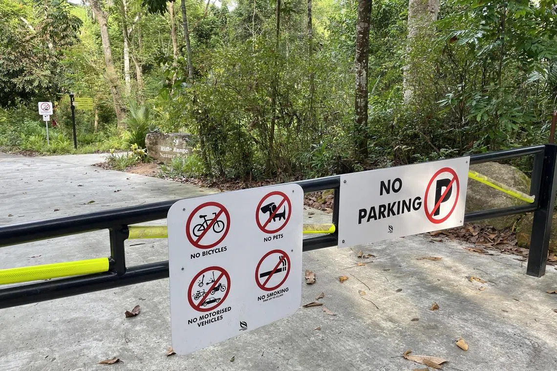 05yourpic - Cyclists are not allowed at Rifle Range  Nature Park.

Credit: Ng Suan Eng