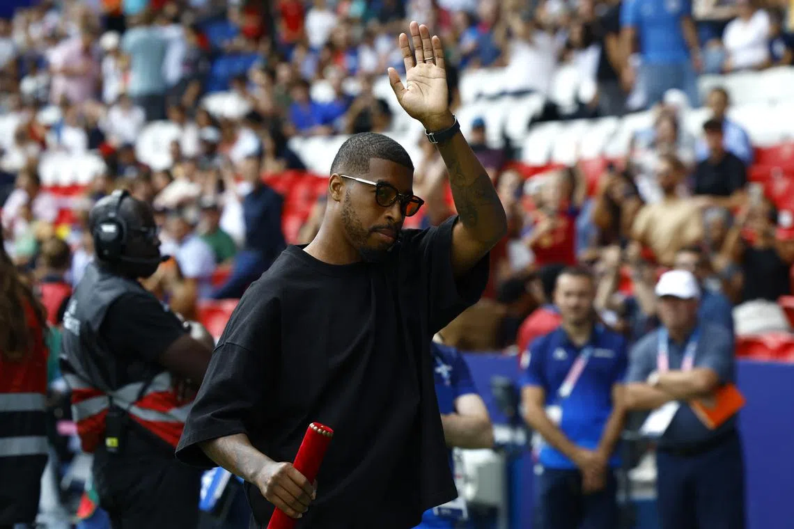 FILE PHOTO: Paris 2024 Olympics - Football - Men's Group C - Uzbekistan vs Spain - Parc des Princes, Paris, France - July 24, 2024. France footballer Presnel Kimpembe is seen before the match REUTERS/Piroschka Van De Wouw/File Photo