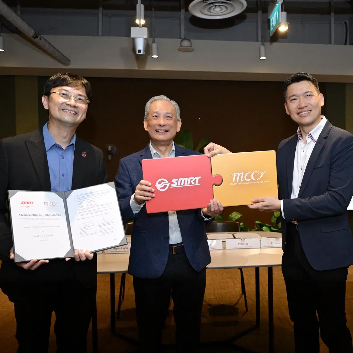 (From left) SMRT group CEO Ngien Hoon Ping, SMRT chairman Seah Moon Ming, Acting Minister for Culture, Community and Youth David Neo and permanent secretary for Ministry of Culture, Community and Youth Teoh Zsin Woon on May 29.