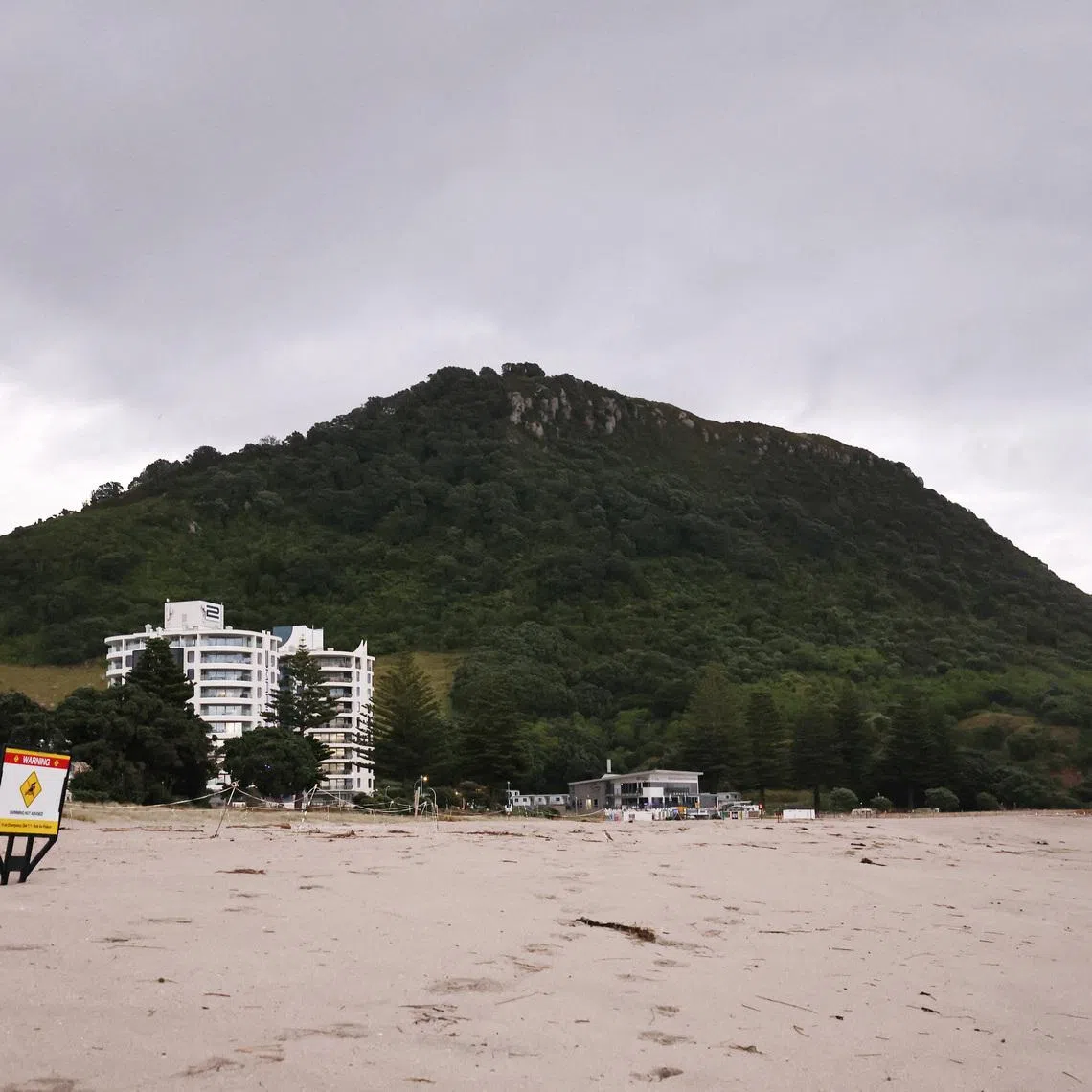 A view of Mount Maunganui at the scene of a landslide triggered by heavy rains, in Mount Maunganui, New Zealand, January 23, 2026. REUTERS/Aaron Gillions