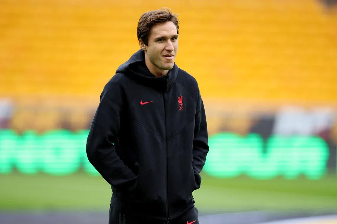 Soccer Football - Premier League - Wolverhampton Wanderers v Liverpool - Molineux Stadium, Wolverhampton, Britain - September 28, 2024 Liverpool's Federico Chiesa on the pitch before the match REUTERS/Phil Noble