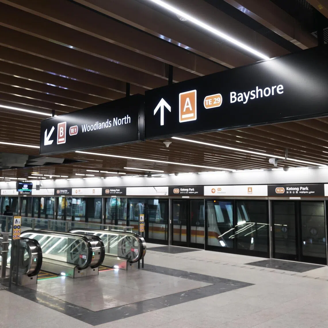The three shuttle buses will run between Woodlands North and Caldecott stations, Caldecott and Marina Bay stations and Marina Bay and Bayshore stations, respectively.