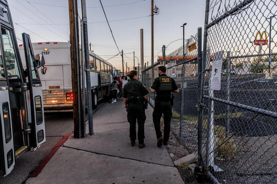 FILE — Border Patrol agents in downtown Nogales, Ariz., Sept. 22, 2023. House Republicans’ impeachment case against Alejandro Mayorkas, the homeland security secretary, boils down to a simple allegation: that he has broken the law by refusing to enforce immigration statutes that aim to prevent migrants from entering the United States without authorization. (Adriana Zehbrauskas/The New York Times)