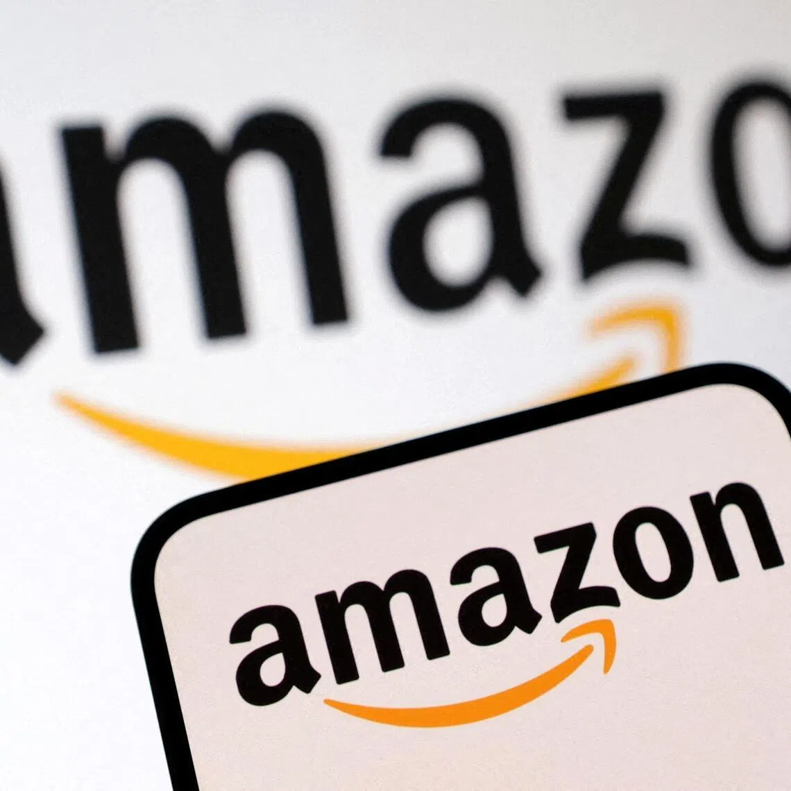 Amazon projects a capex surge to US$200 billion in 2026, driven by AI infrastructure build-out; shares fell due to investor concerns about returns on investment.