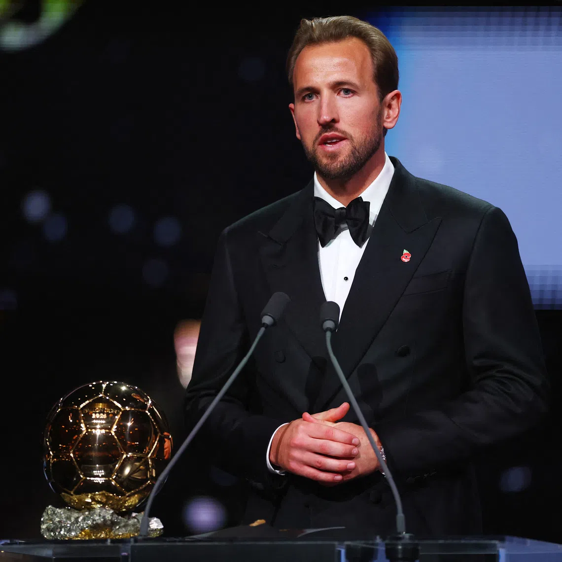 Soccer Football - Ballon d'Or - London Palladium, London, Britain - October 26, 2026 Bayern Munich's Harry Kane makes a speech after winning the men's Ballon d'Or award Action Images via Reuters/Matthew Childs