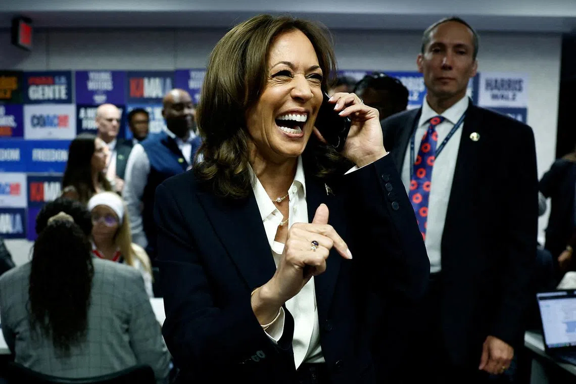 Democratic presidential nominee U.S. Vice President Kamala Harris calling voters in a last-minute campaign push at the Democratic National Committee (DNC) headquarters during the 2024 U.S. presidential election on Election Day in Washington, U.S., Nov 5, 2024. 