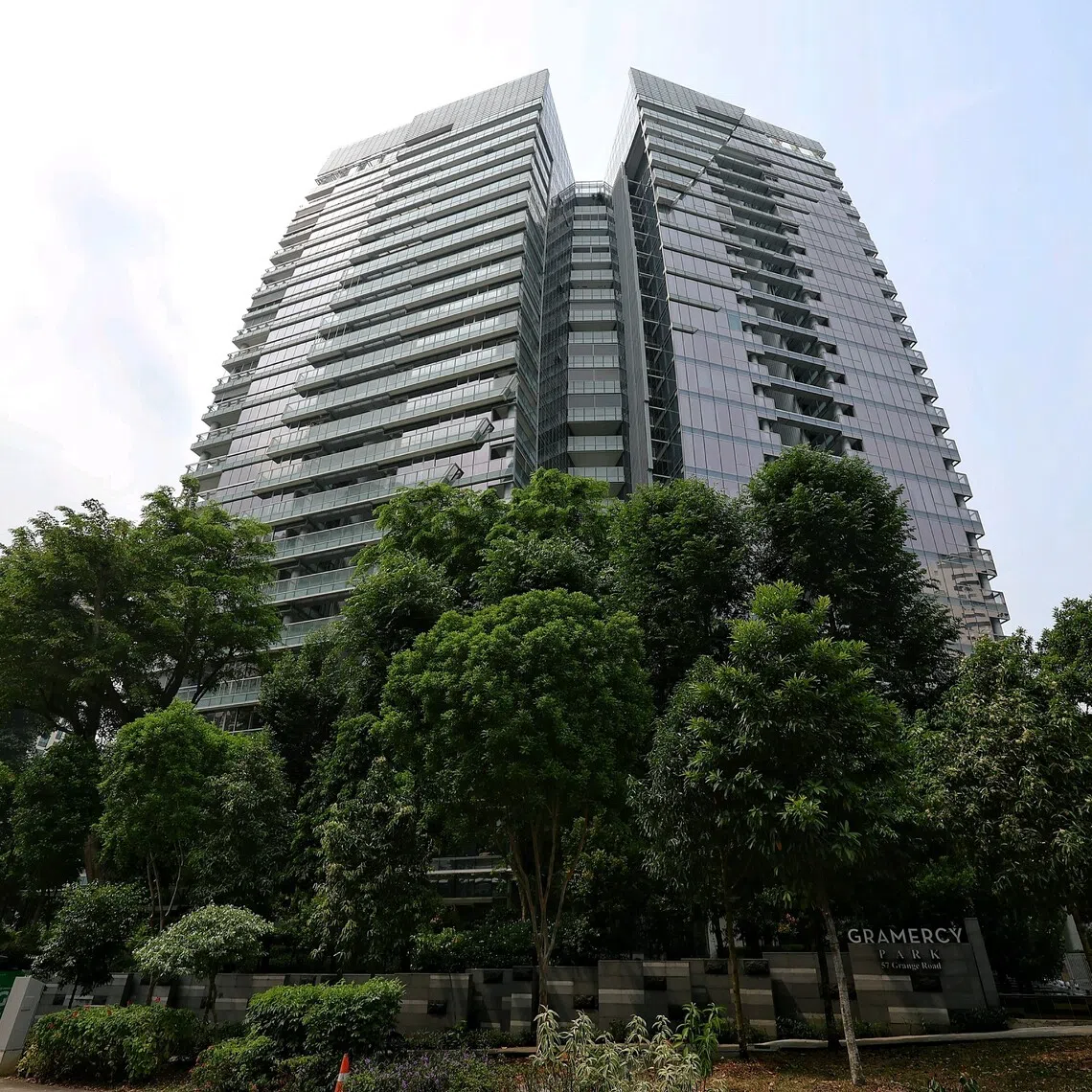 The properties that were up for auction on Sept 17 included apartments with private lifts in Gramercy Park.