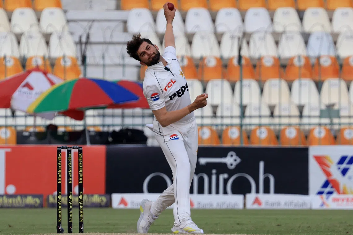 Cricket - First Test - England v Pakistan - Multan Cricket Stadium, Multan, Pakistan - October 9, 2024 Pakistan's Shaheen Shah Afridi in action REUTERS/Akhtar Soomro