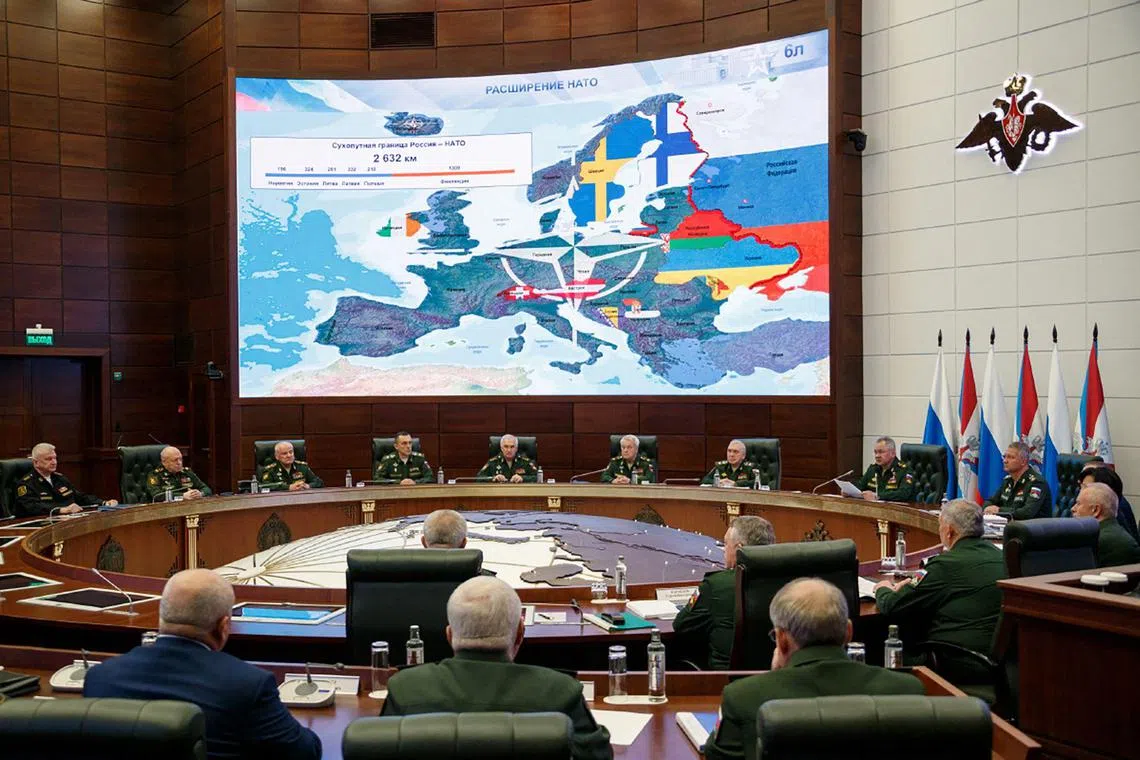 This handout photograph taken and released by the Russian Defence Ministry's press service on August 9, 2023, shows Russian Defence Minister Sergei Shoigu meeting with military officials in Moscow. Moscow accused Poland and Finland of threatening its security on August 9, 2023 and vowed a response to multiplying "threats" on Russia's western frontier from NATO members. (Photo by Handout / Russian Defence Ministry / AFP) / RESTRICTED TO EDITORIAL USE - MANDATORY CREDIT "AFP PHOTO / Russian Defence Ministry / handout" - NO MARKETING NO ADVERTISING CAMPAIGNS - DISTRIBUTED AS A SERVICE TO CLIENTS