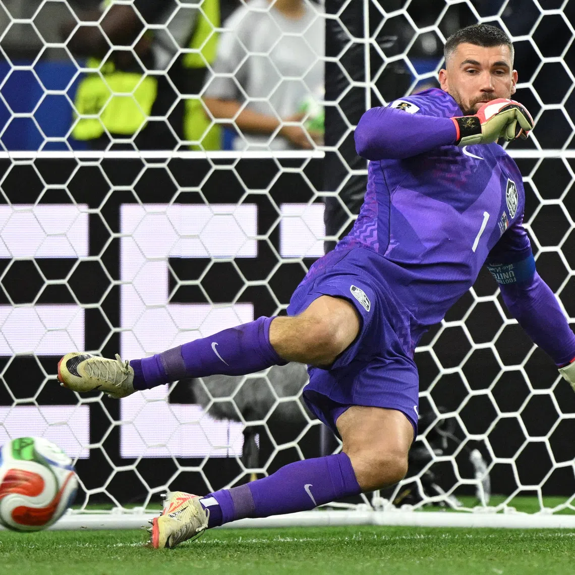 Soccer Football - FIFA World Cup 2026 - Round of 32 - Australia v Egypt - Dallas Stadium, Arlington, Texas, U.S. - July 3, 2026 Australia's Mathew Ryan concedes a penalty during the penalty shootout IMAGN IMAGES via Reuters/Jerome Miron