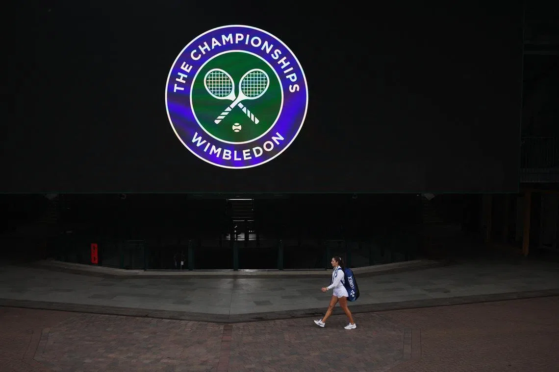 Tennis - Wimbledon - All England Lawn Tennis and Croquet Club, London, Britain - June 29, 2026 General view of the Wimbledon logo ahead of the tournament REUTERS/Marko Djurica
