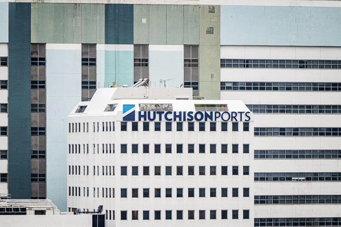 A pro-Beijing newspaper has called on CK Hutchison Holdings Ltd to pull out from an agreement to sell its ports on the Panama Canal to a group led by BlackRock Inc.