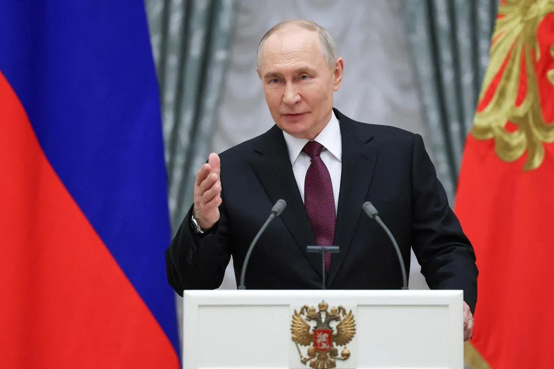 وطن نيوز – بوتين يقول لطهران: روسيا تقف إلى جانب إيران