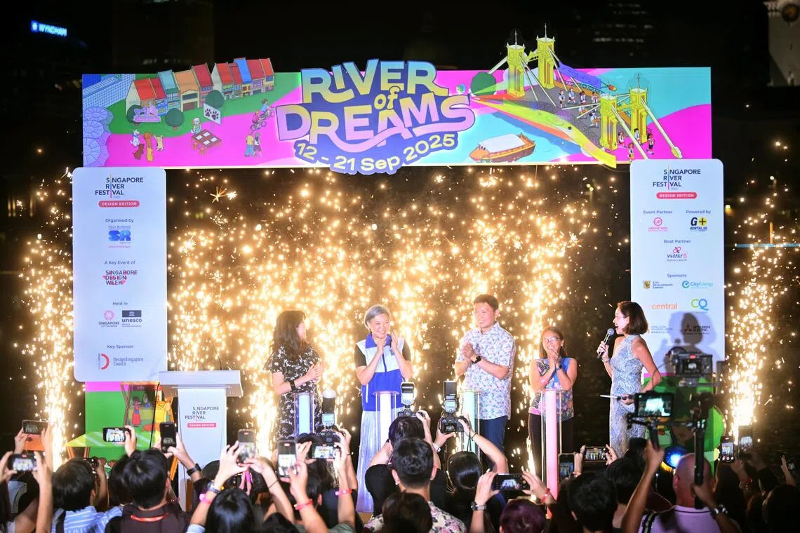 National Development Minister Chee Hong Tat (third from left) at the Singapore River Festival launch on Sept 12.