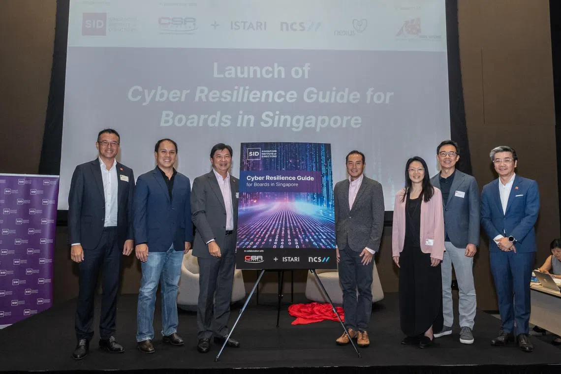 kbboard12 - Launching the Cyber Resilience Guide for Boards, (from left to right),  Mr Terence Quek, CEO of SID, Mr Foo Siang-Tse, senior partner, NCS, Mr Yeoh Oon Jin, chair of SID, SMS Tan Kiat How, Senior Minister of State, Ministry of Digital Development and Information, Ms Veronica Tan, director, safer cyberspace, Cyber Security Agency of Singapore; Mr Martin Chee, managing director (APAC and Japan), ISTARI; Mr Howie Lau,  managing director, NCS

Source and Copyright: Singapore Institute of Directors