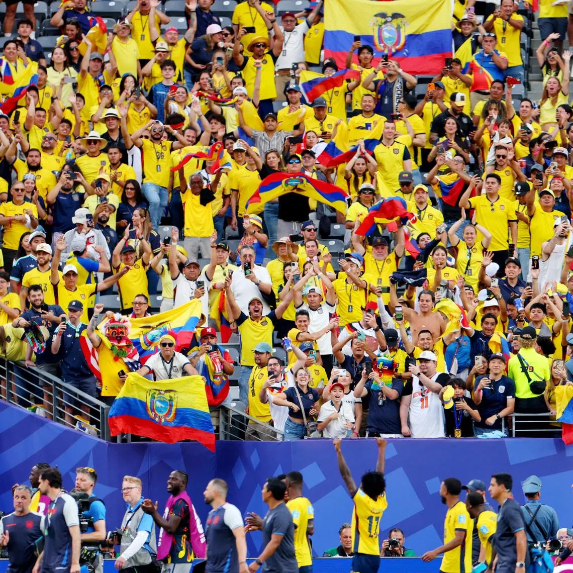 Soccer Football - FIFA World Cup 2026 - Group E - Ecuador v Germany - New York/New Jersey Stadium, East Rutherford, New Jersey, U.S. - June 25, 2026 Ecuador fans celebrate after the match REUTERS/Mike Segar