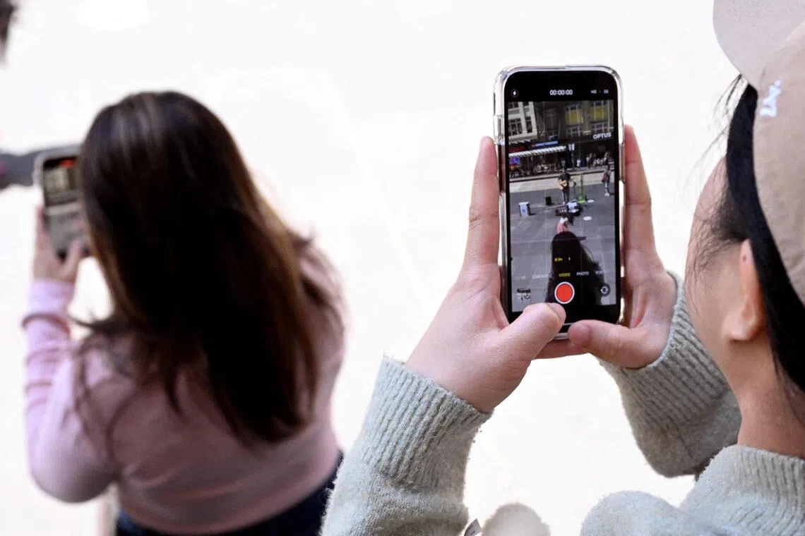 Since the start of the school year in September, smartphones have been banned from all schools in the coastal hub of Tel Aviv.