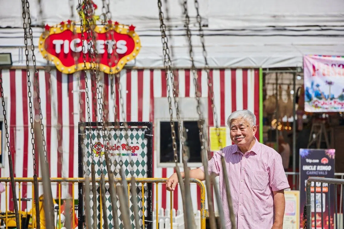 your-singapore-story-st180-uncle-ringo-carnival-operator