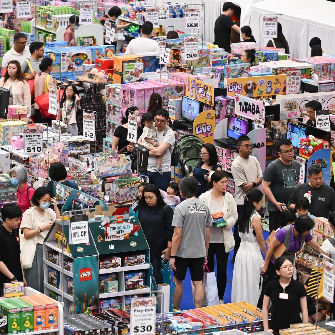 The estimated total retail sales value in December 2025 was $4.8 billion.